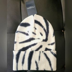 Lucky brand beanie, Size medium, men or women